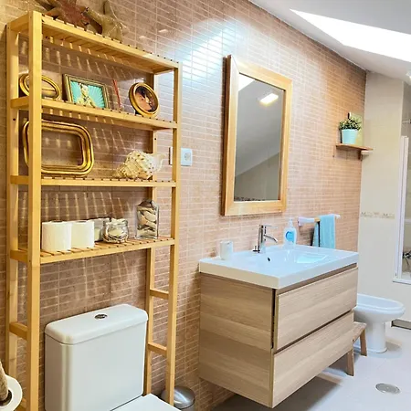 Apartamento Olga's Dos Y Parking Málaga